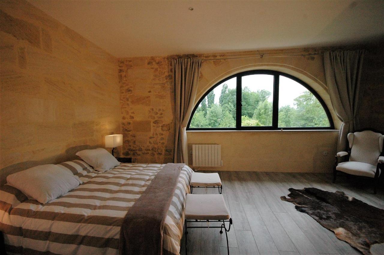 Gîte de charme à 15mn de Bordeaux Autonomie 100% Camblanes-et-Meynac Esterno foto