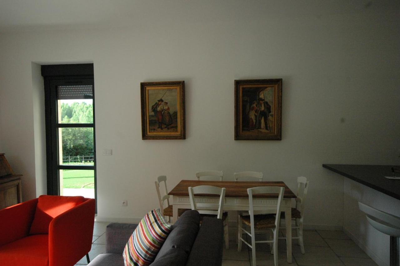Gîte de charme à 15mn de Bordeaux Autonomie 100% Camblanes-et-Meynac Esterno foto